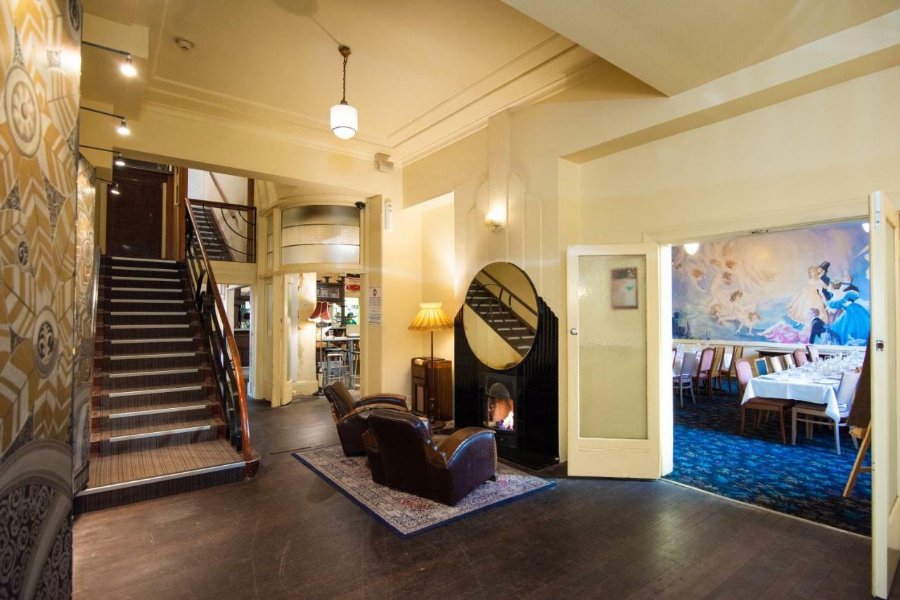The Mile End Hotel Adelaïde Extérieur photo