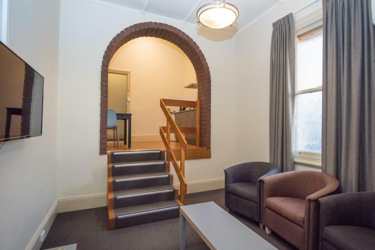 The Mile End Hotel Adelaïde Extérieur photo